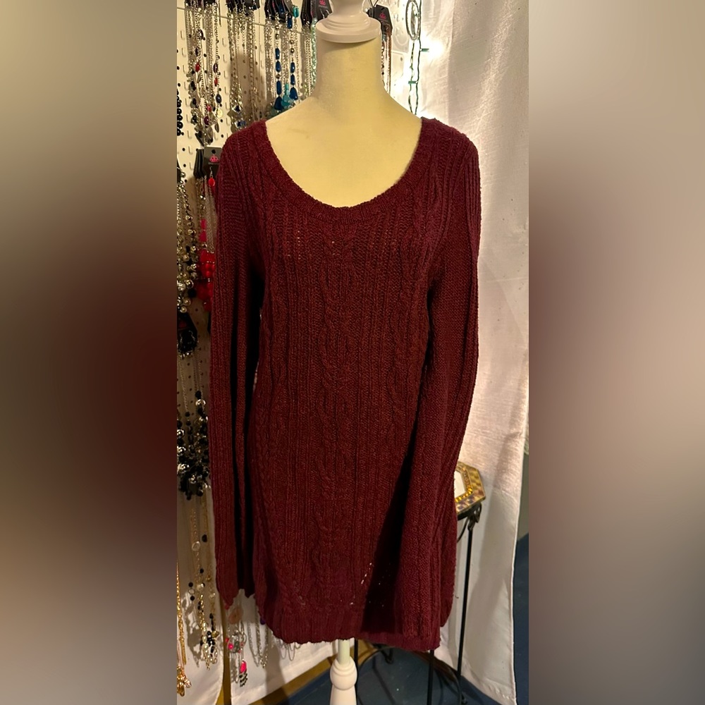 🍁3 for $25🍁Burgundy Long Oversized Knit Sweater Maurice’s Sz. M